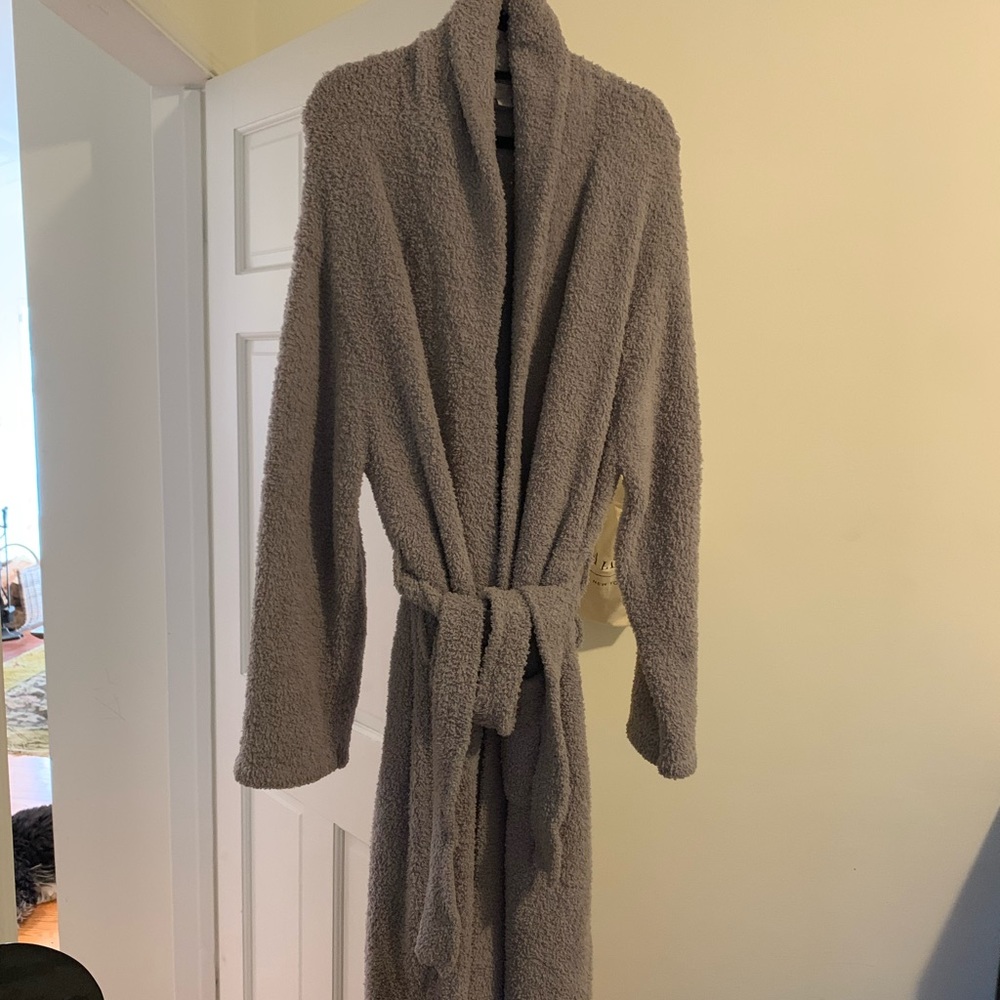 Barefoot Dreams Cozy Chic Adult Robe in Dove Gray size 3